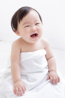 Load image into Gallery viewer, PETITE ŌWL — Organic Hooded Baby Towel